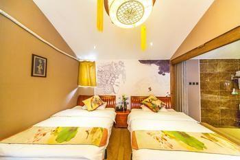 Nobles Living Castle Otel Lijiang  Dış mekan fotoğraf